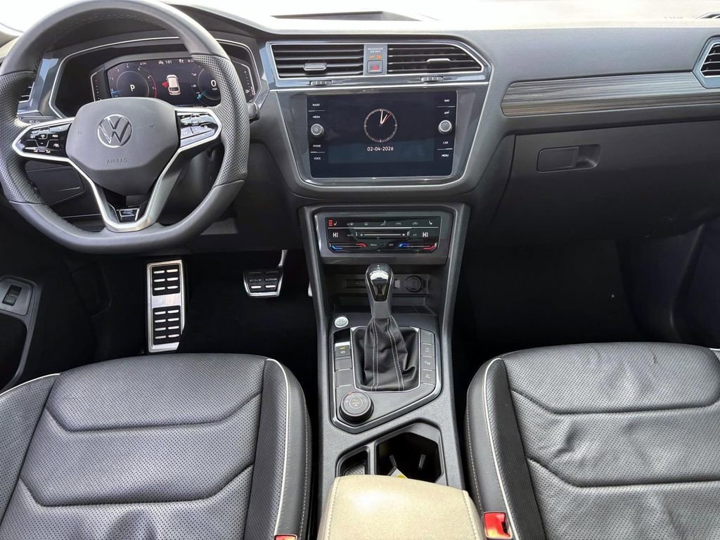 Used 2022 Volkswagen Tiguan SEL R-Line image 29