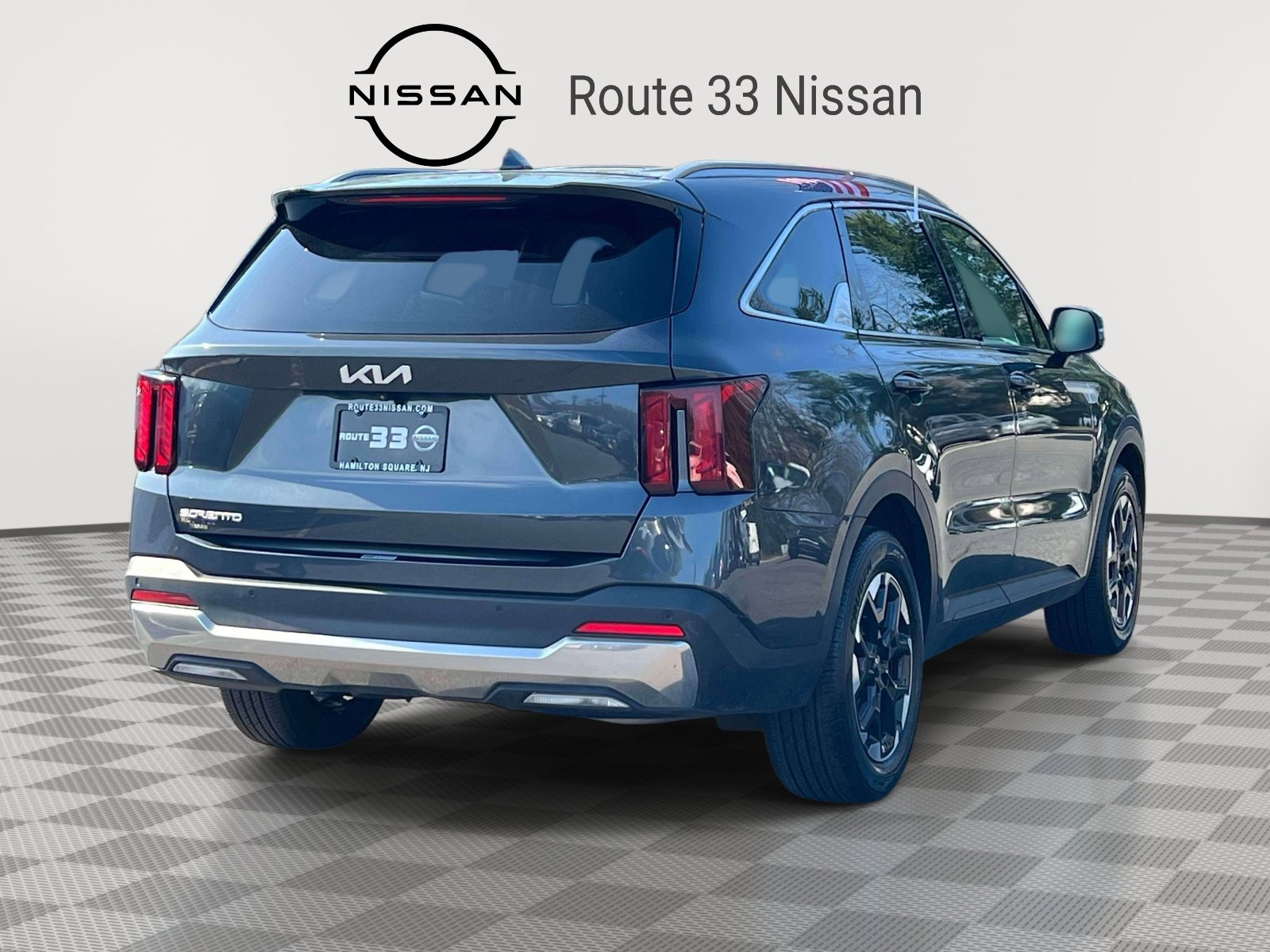 Used 2024 Kia Sorento S image 4
