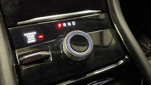Used 2023 Jeep Grand Cherokee L Limited w/ Luxury Tech Group II AWD/4WD image 19