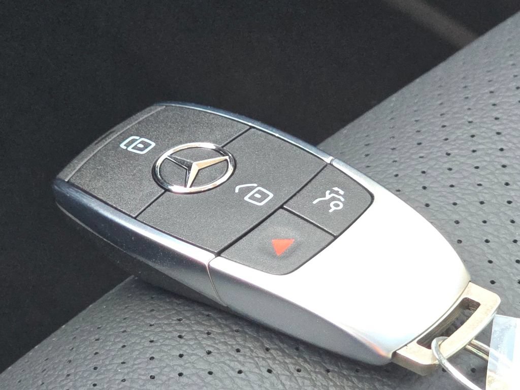 Certified 2026 Mercedes-Benz GLE 350 4MATIC image 39