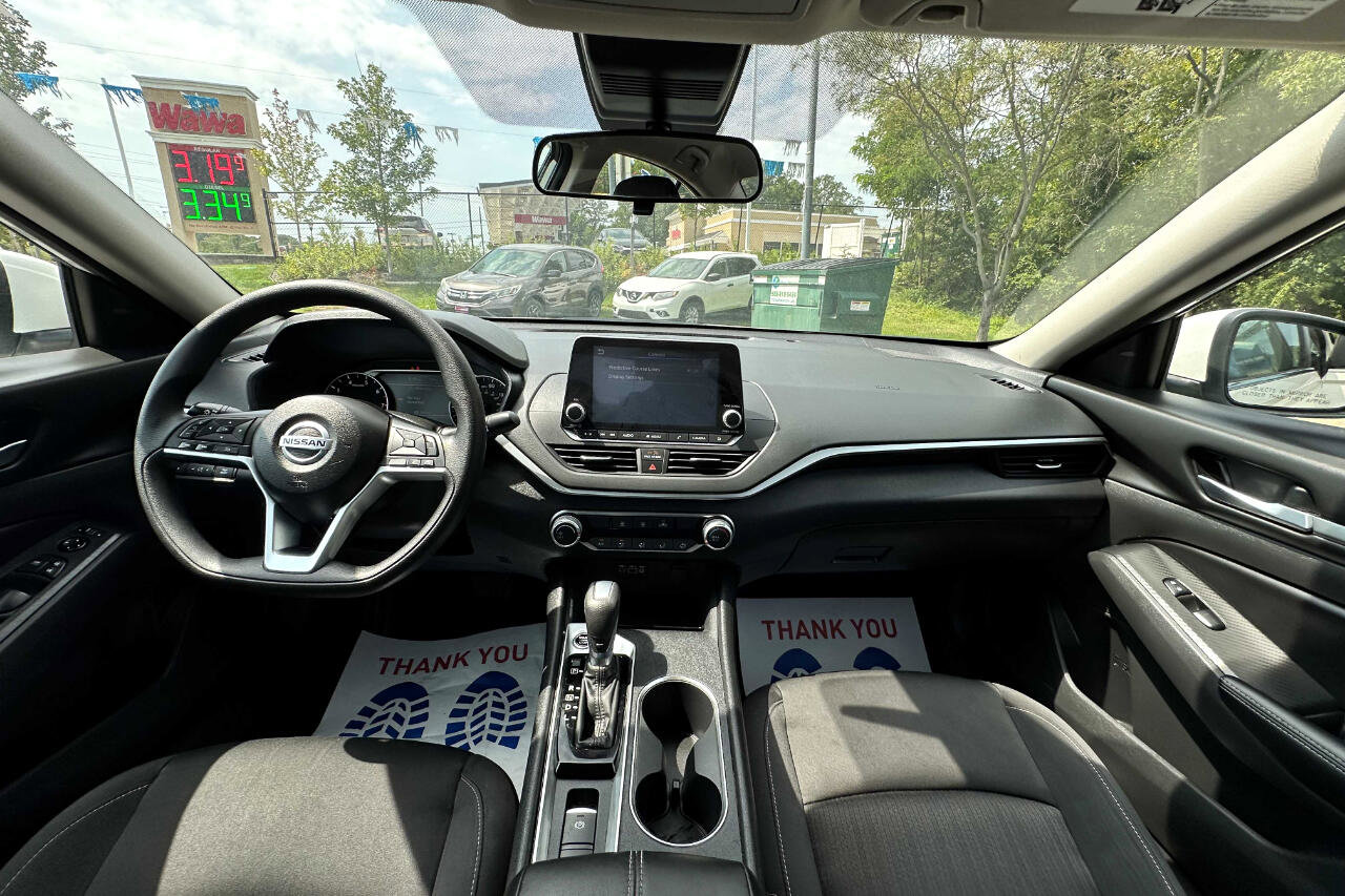 Used 2022 Nissan Altima 2.5 SV image 12