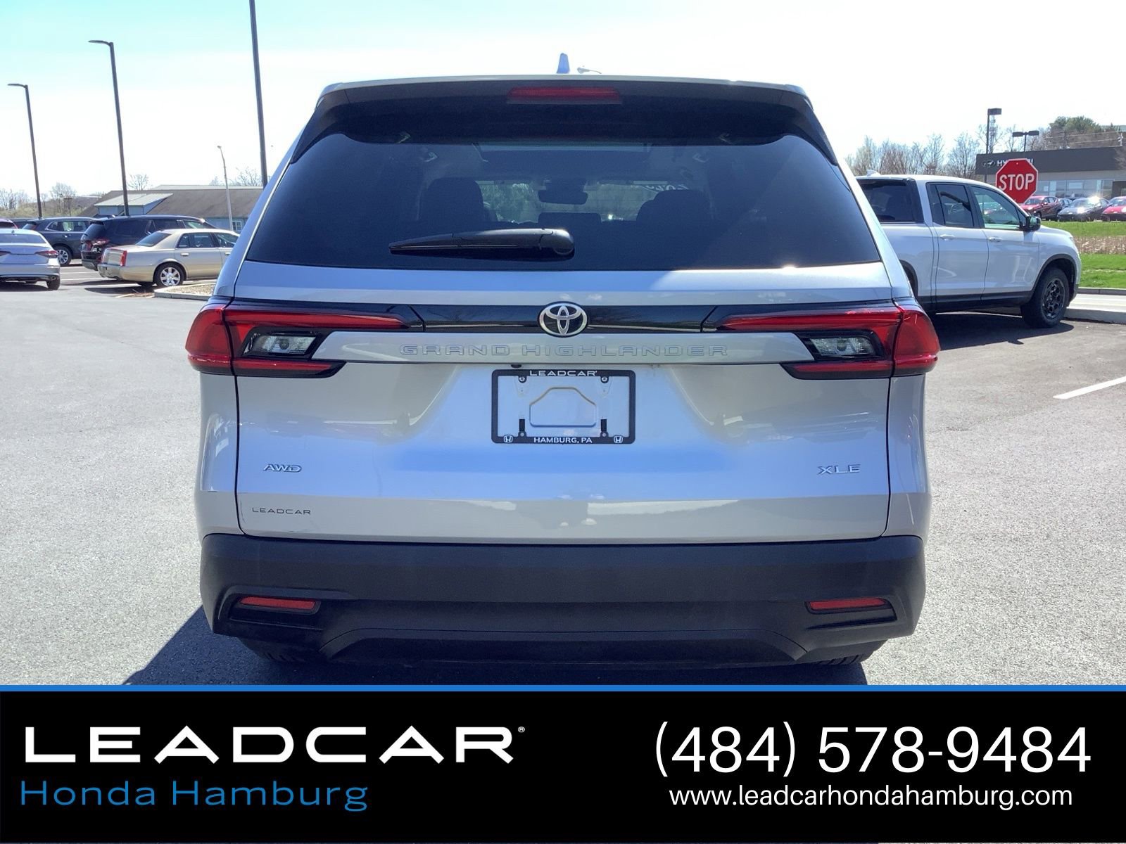 Used 2025 Toyota Grand Highlander AWD image 6