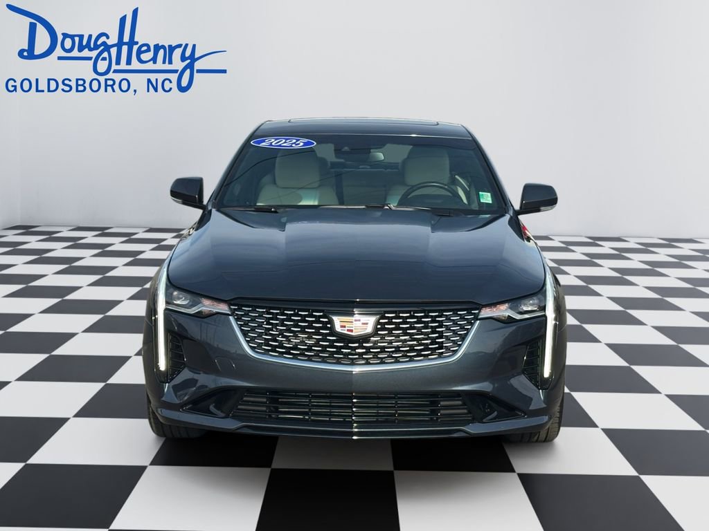 Used 2025 Cadillac CT4 Luxury image 8