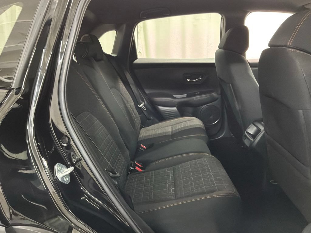 Used 2025 Honda HR-V Sport image 25