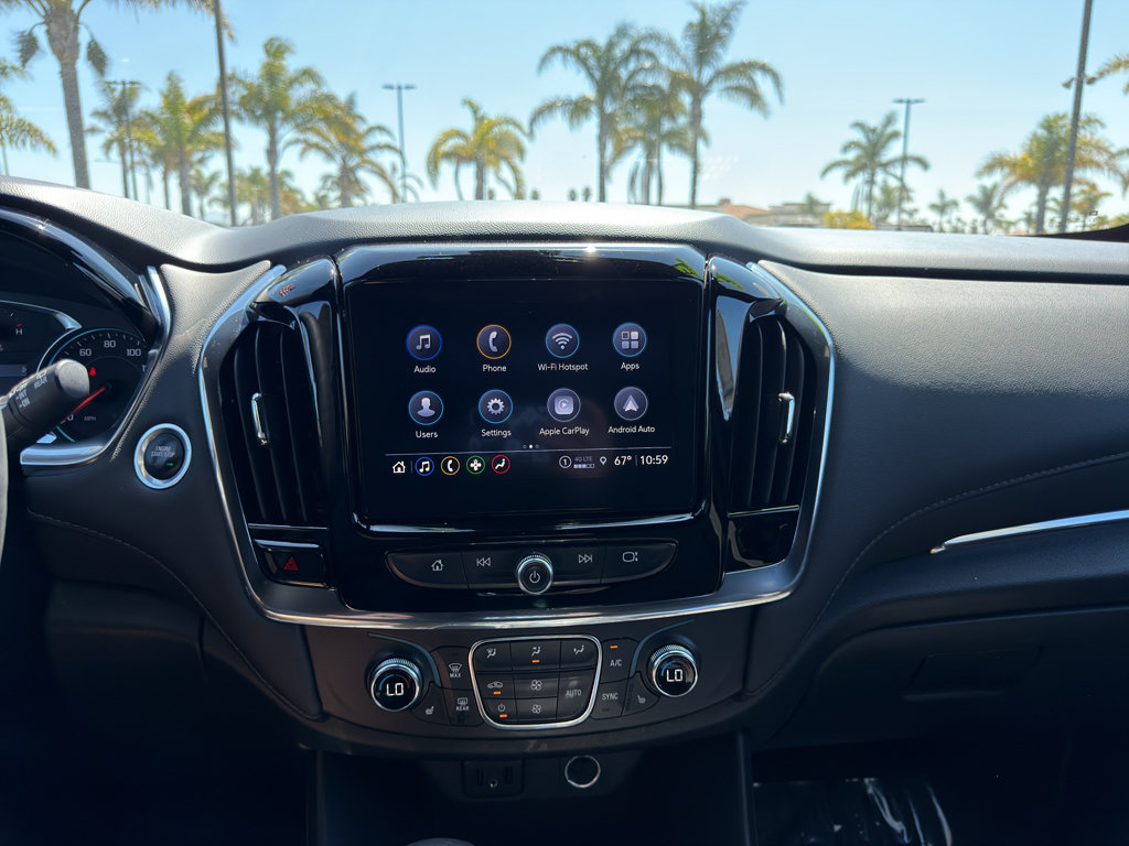 Used 2023 Chevrolet Traverse LT FWD image 15
