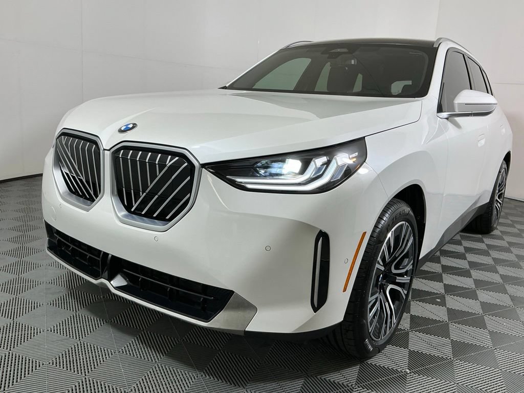 Certified 2025 BMW X3 xDrive30i w/ Convenience Package AWD/4WD image 2