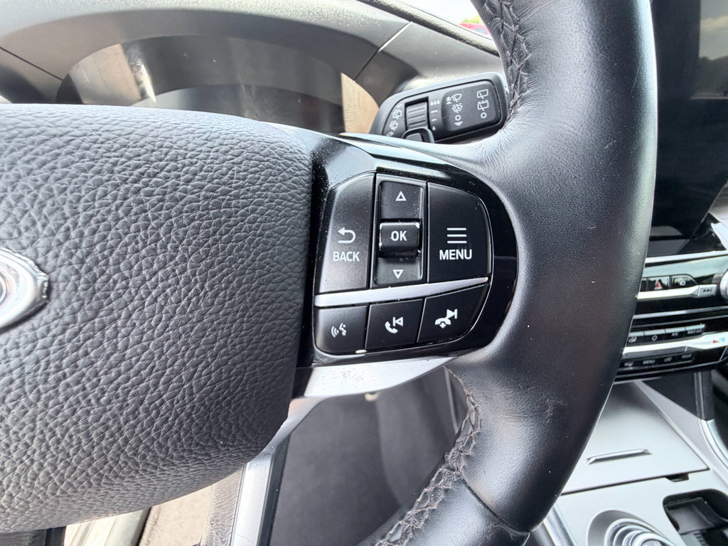 Used 2021 Ford Explorer Platinum w/ Equipment Group 601A AWD/4WD image 16