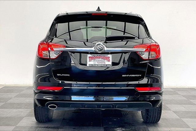 Used 2017 Buick Envision Essence image 3