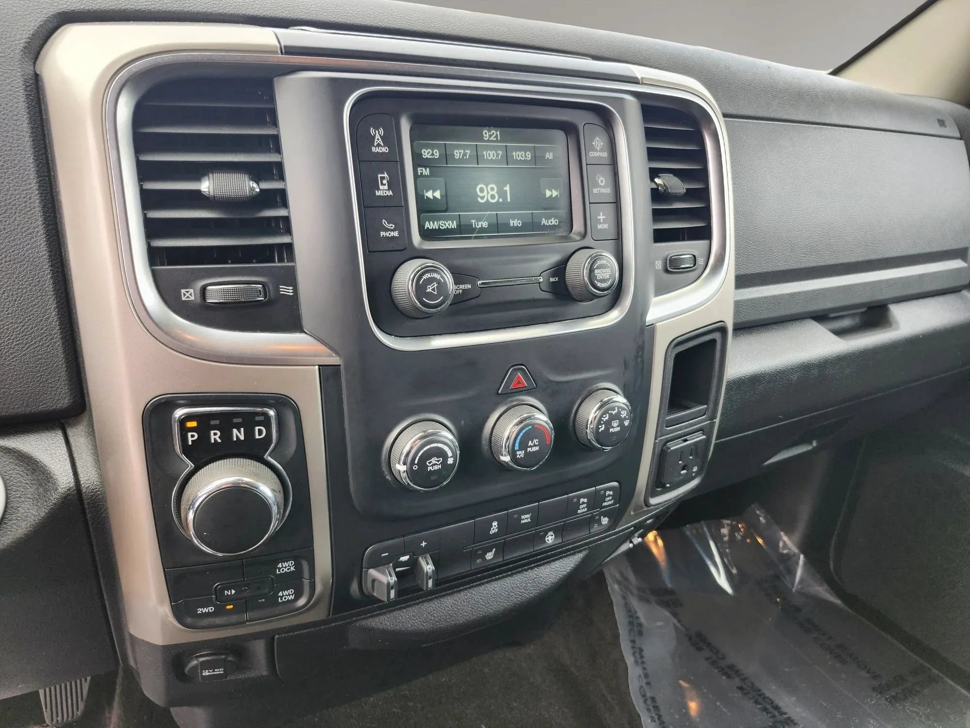 Used 2015 RAM 1500 Outdoorsman AWD/4WD image 17