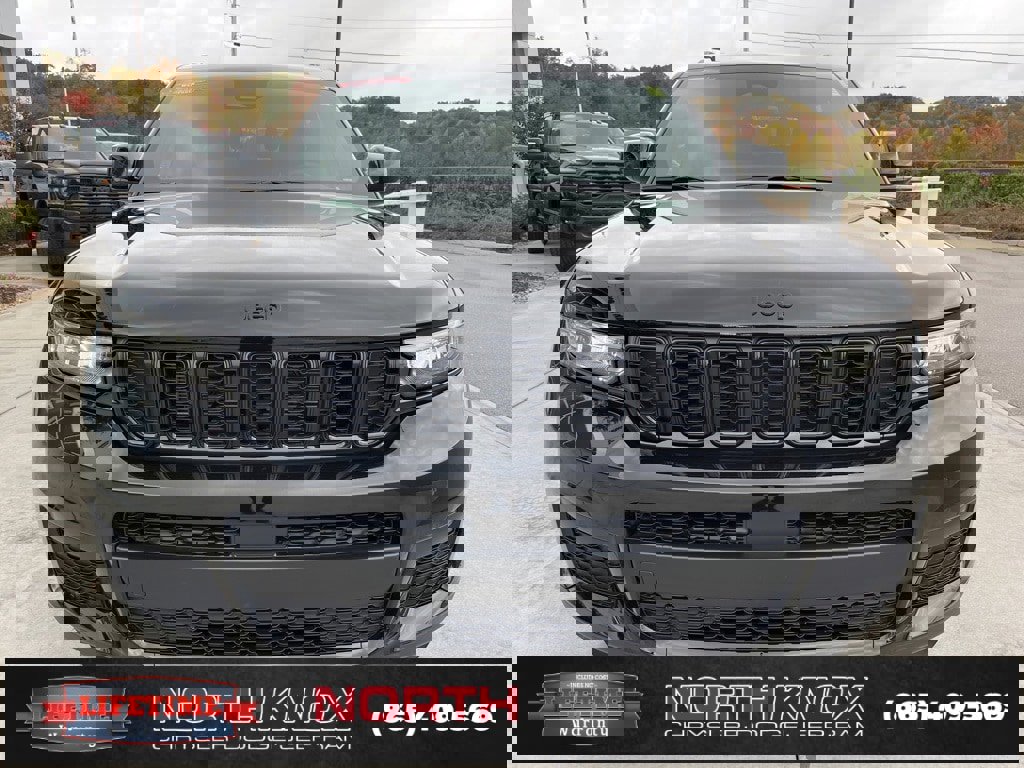 New 2025 Jeep Grand Cherokee L Altitude image 34