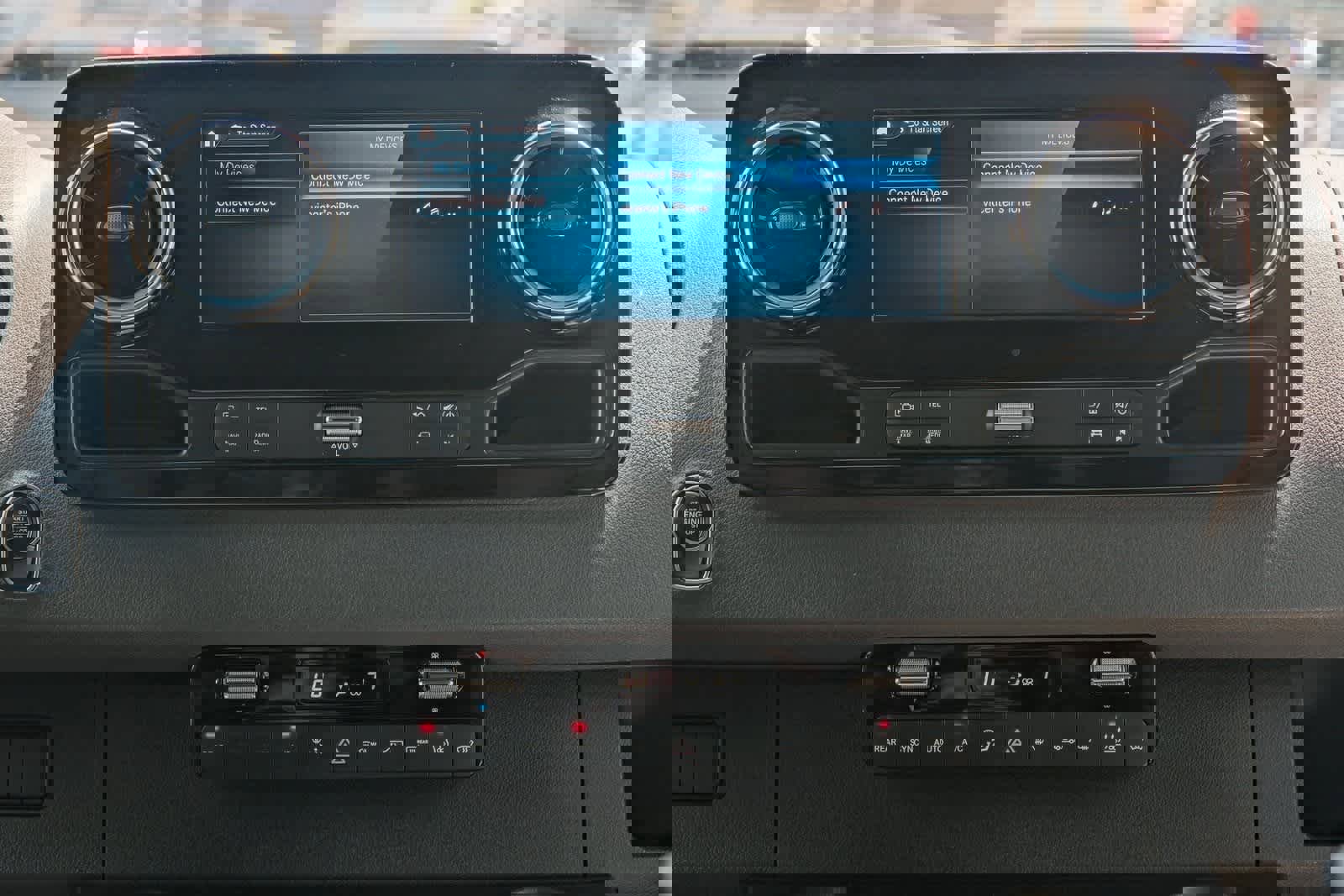 Used 2024 Mercedes-Benz Sprinter 2500 image 11