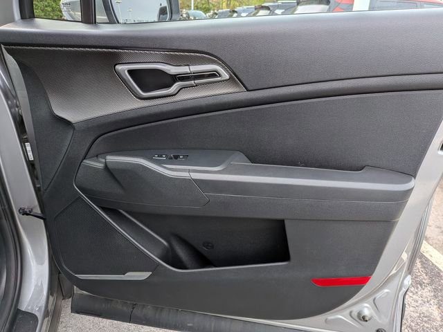 Used 2025 Kia Sportage LX FWD image 25