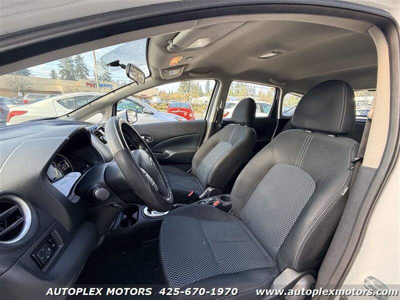 Used 2015 Nissan Versa Note SV FWD image 13