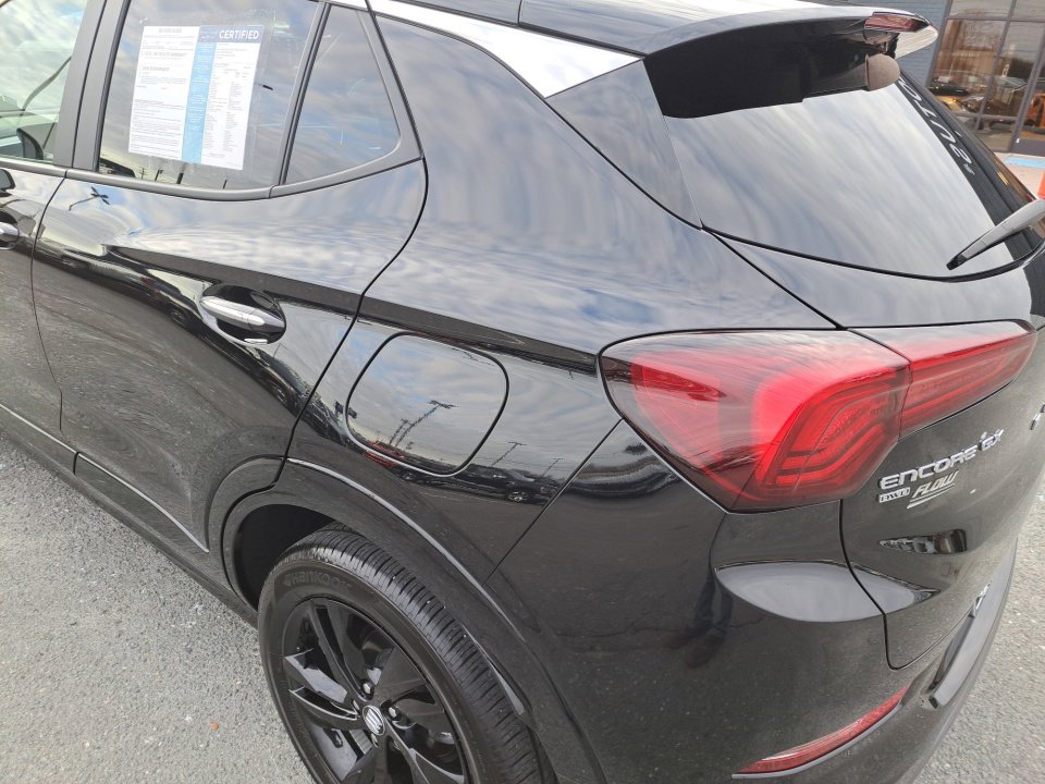 Certified 2024 Buick Encore GX Sport Touring w/ Comfort Package image 20