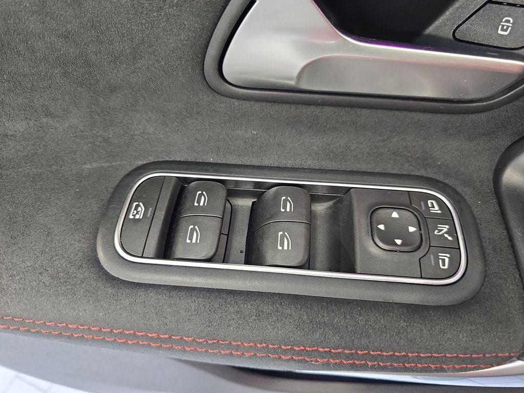 Used 2020 Mercedes-Benz CLA 250 image 29