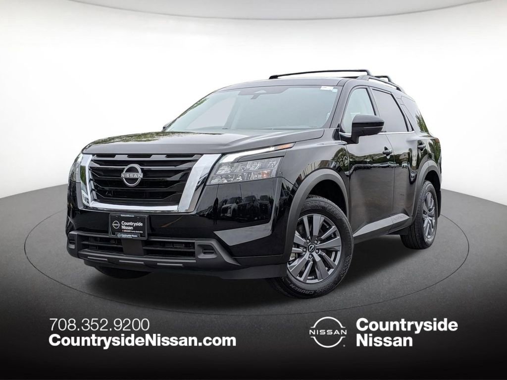 Used 2025 Nissan Pathfinder SV w/ SV Premium Package FWD image 1