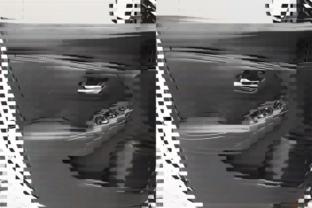 Used 2024 Nissan Sentra SV image 21