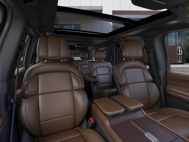 New 2026 Lincoln Navigator L Reserve AWD/4WD image 10