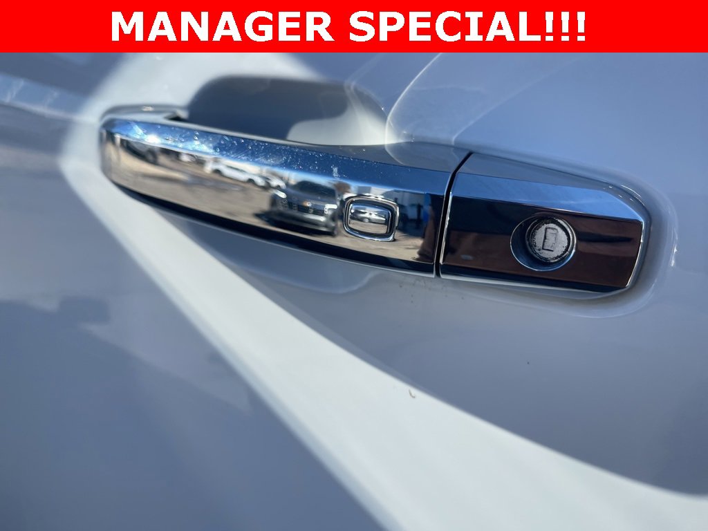 Certified 2022 Chevrolet Silverado 3500 LTZ w/ LTZ Plus Package image 12