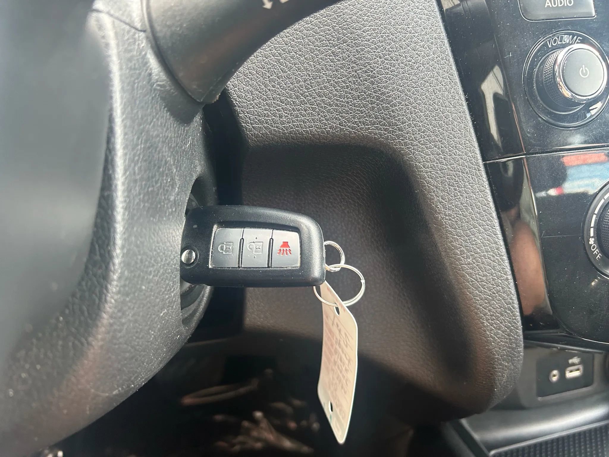 Used 2020 Nissan Rogue Sport S image 8