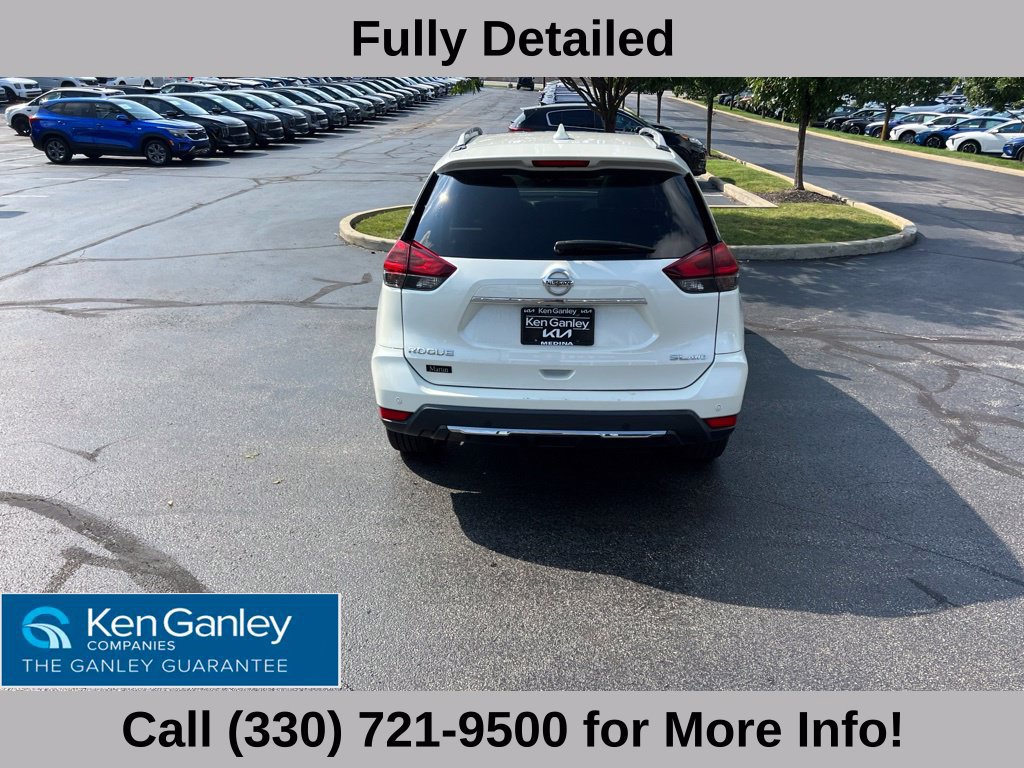 Used 2020 Nissan Rogue SL w/ Premium Package AWD/4WD image 12