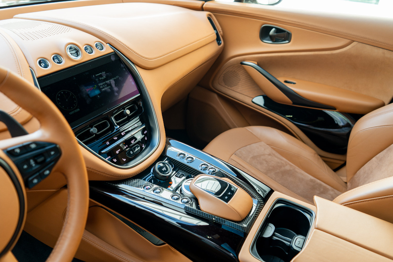 Used 2023 Aston Martin DBX 707 AWD/4WD image 11