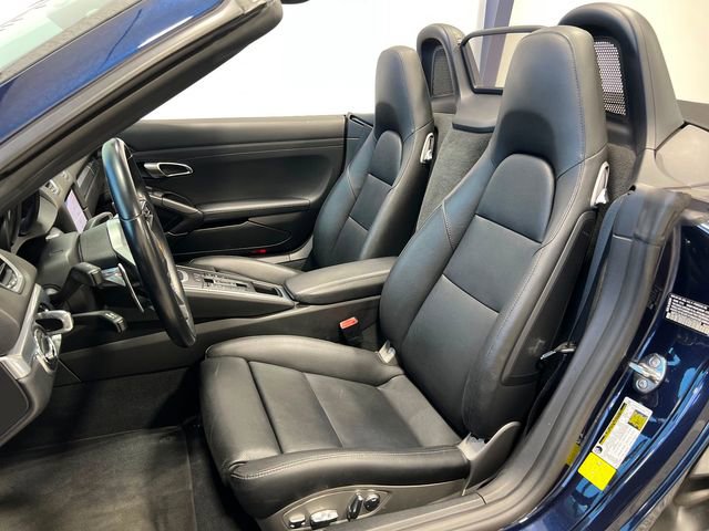 Used 2018 Porsche 718 Boxster S image 34
