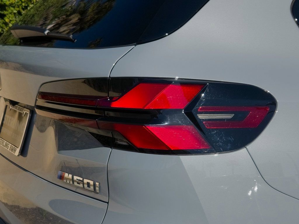 New 2026 BMW X5 M60i image 7