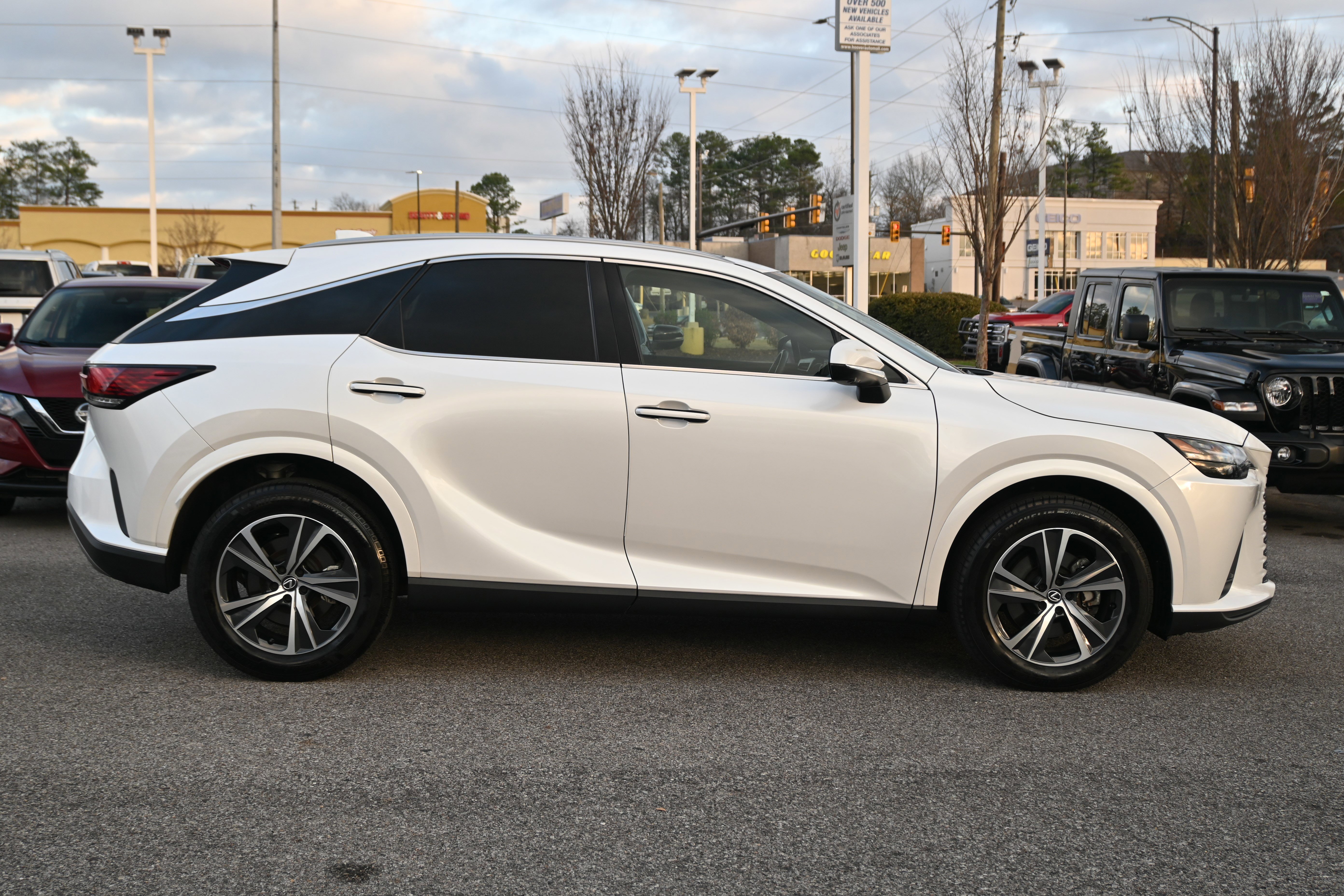 Used 2024 Lexus RX 350 Premium w/ Convenience Package image 17