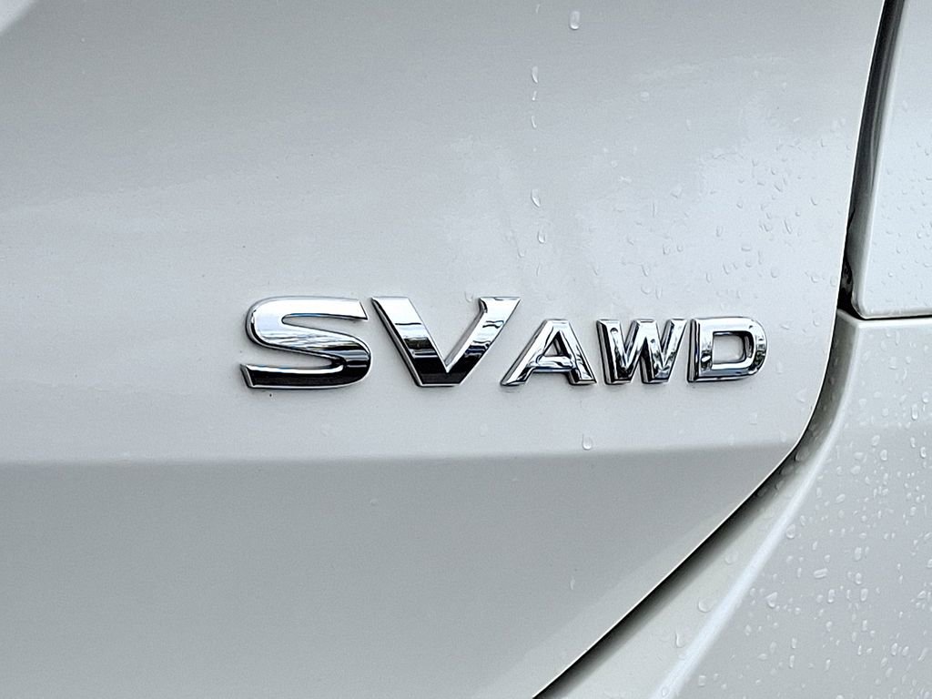 Used 2016 Nissan Rogue SV AWD/4WD image 31