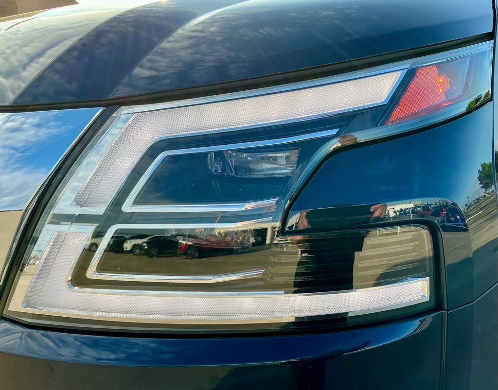 Used 2021 Nissan Armada Platinum w/ Captain's Chairs Package image 10