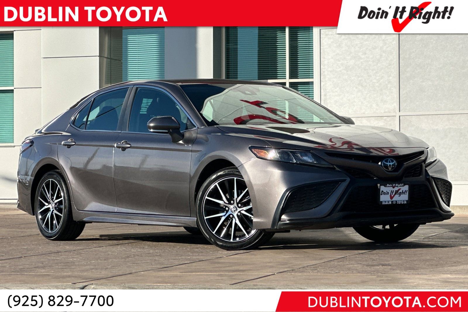 Certified 2024 Toyota Camry SE image 1