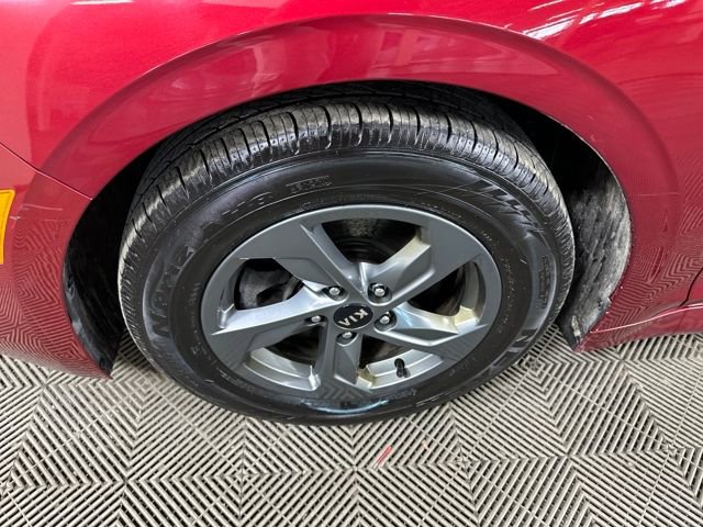 Used 2021 Kia K5 LX image 10