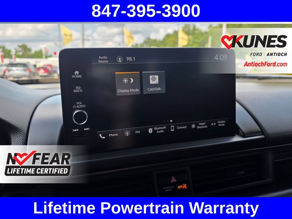 Used 2025 Honda Pilot TrailSport image 48