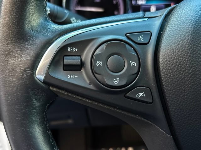 Used 2019 Buick Envision Essence FWD image 16