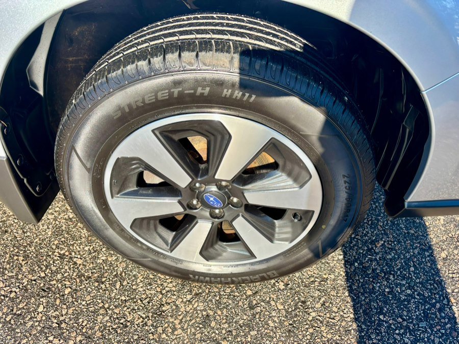 Used 2017 Subaru Forester 2.5i w/ Alloy Wheel Package image 31