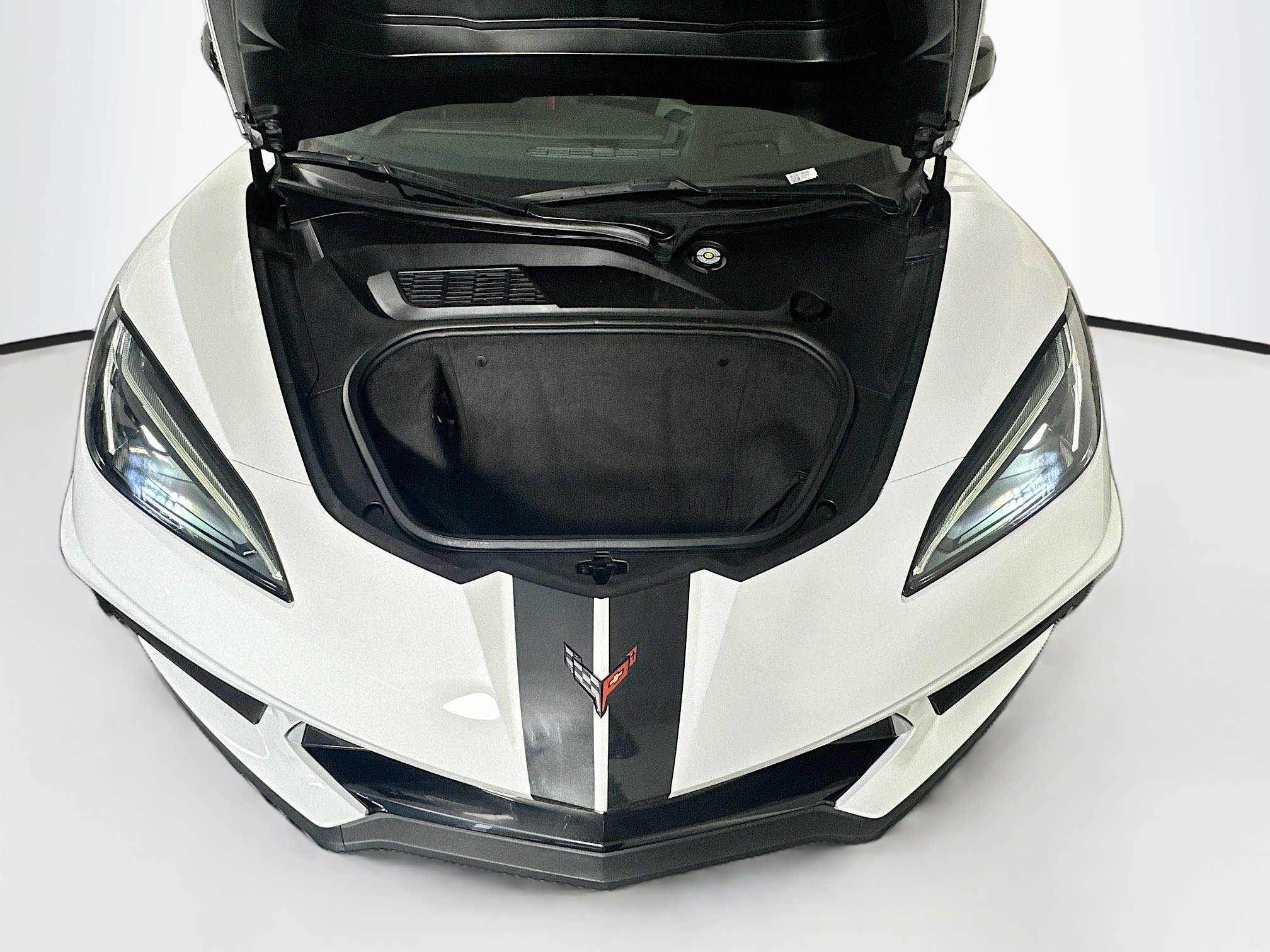 Used 2022 Chevrolet Corvette Stingray Premium Cpe w/ Z51 Performance Package RWD image 29