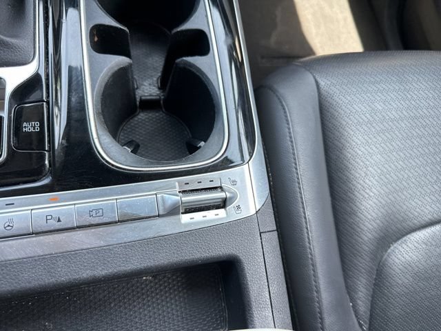Certified 2023 Kia Carnival SX Prestige FWD image 38