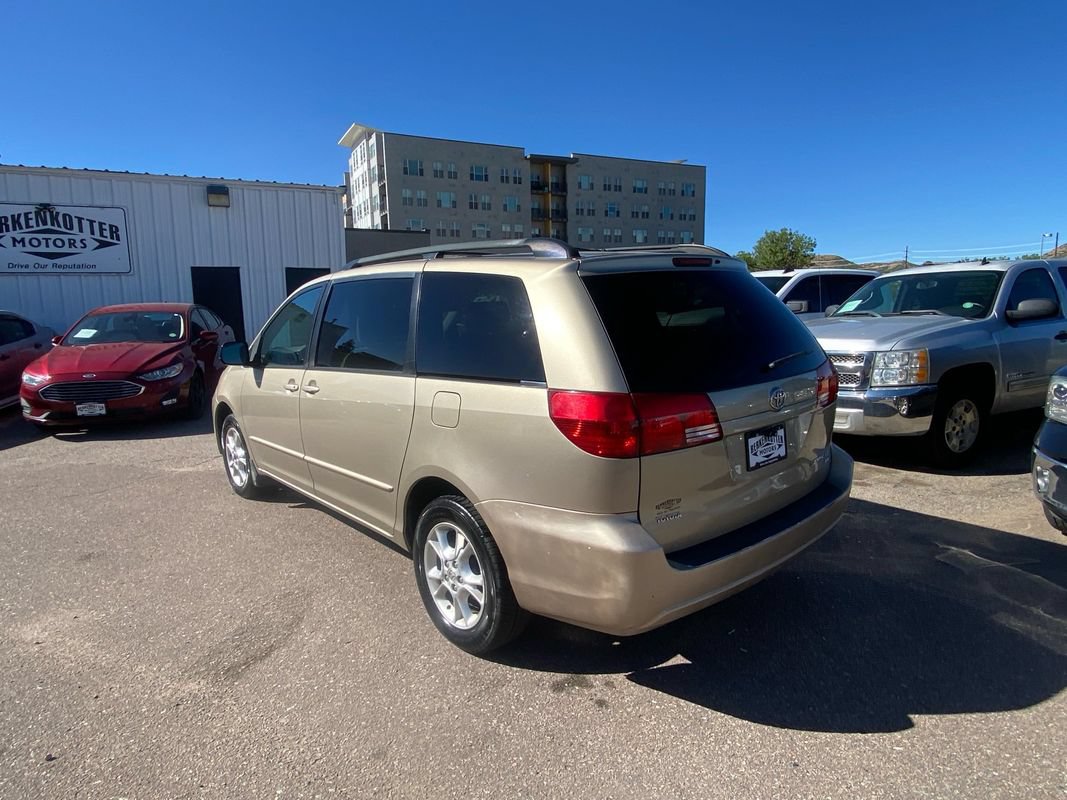Used 2004 Toyota Sienna LE w/ LE Pkg 12 AWD/4WD image 5