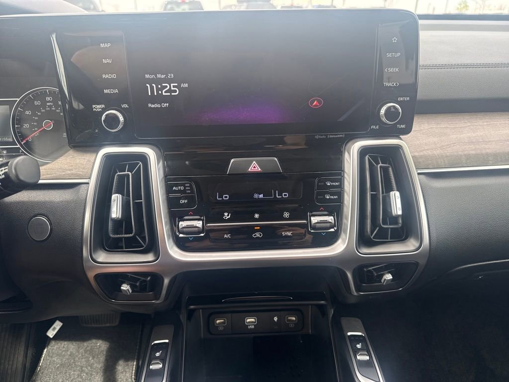 Used 2023 Kia Sorento S AWD/4WD image 18