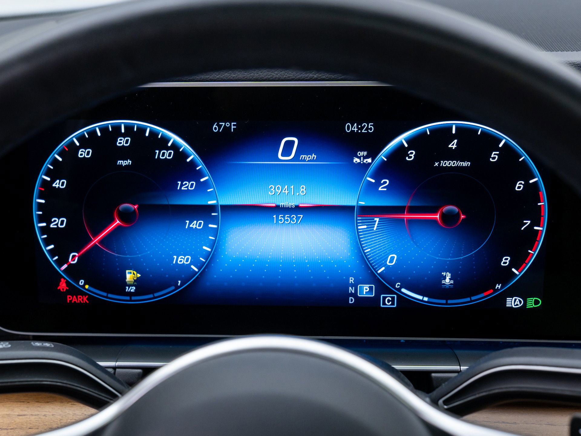 Used 2023 Mercedes-Benz GLE 350 4MATIC image 26