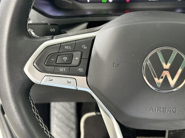 Used 2023 Volkswagen Taos SEL AWD/4WD image 23