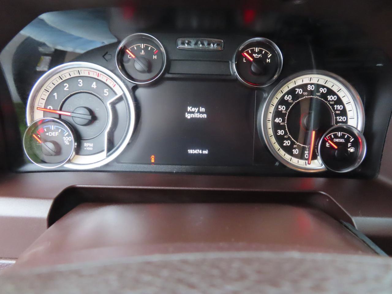 Used 2018 RAM 3500 SLT w/ Luxury Group AWD/4WD image 35