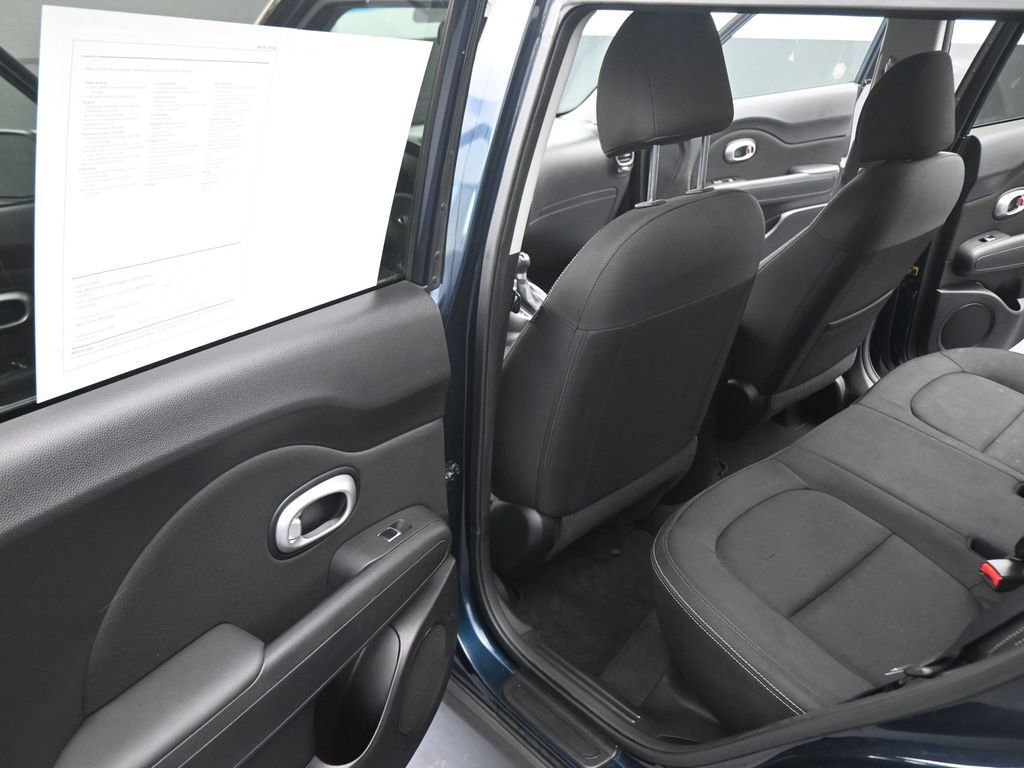 Used 2019 Kia Soul + FWD image 41