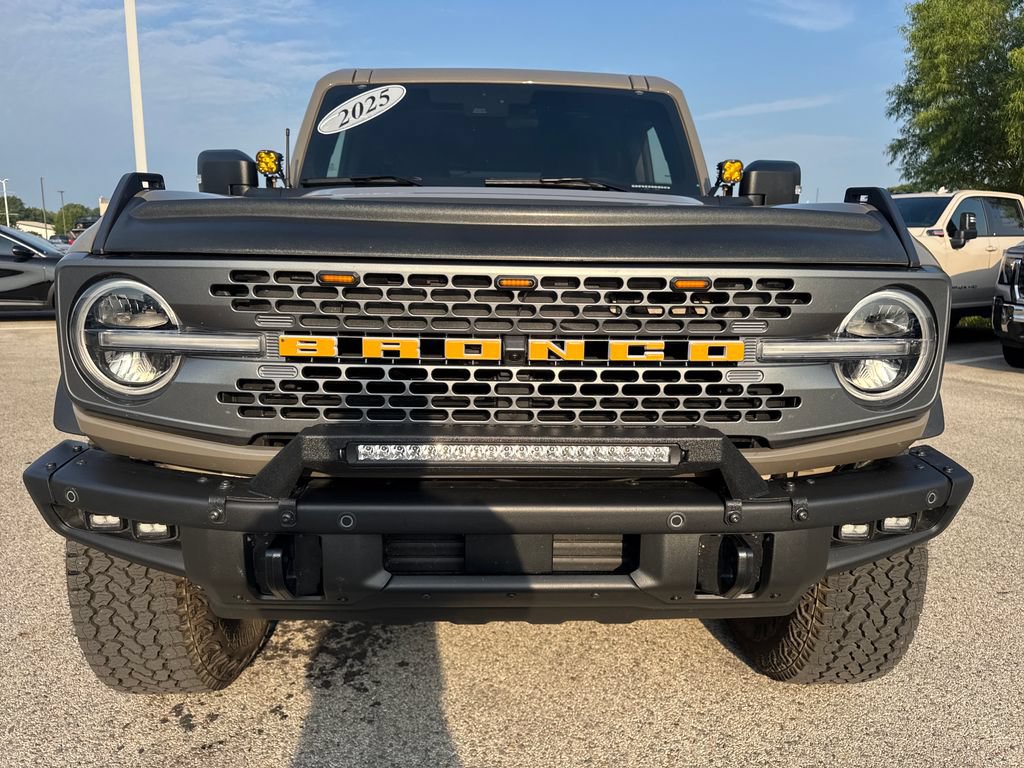 Used 2025 Ford Bronco Badlands AWD/4WD image 9