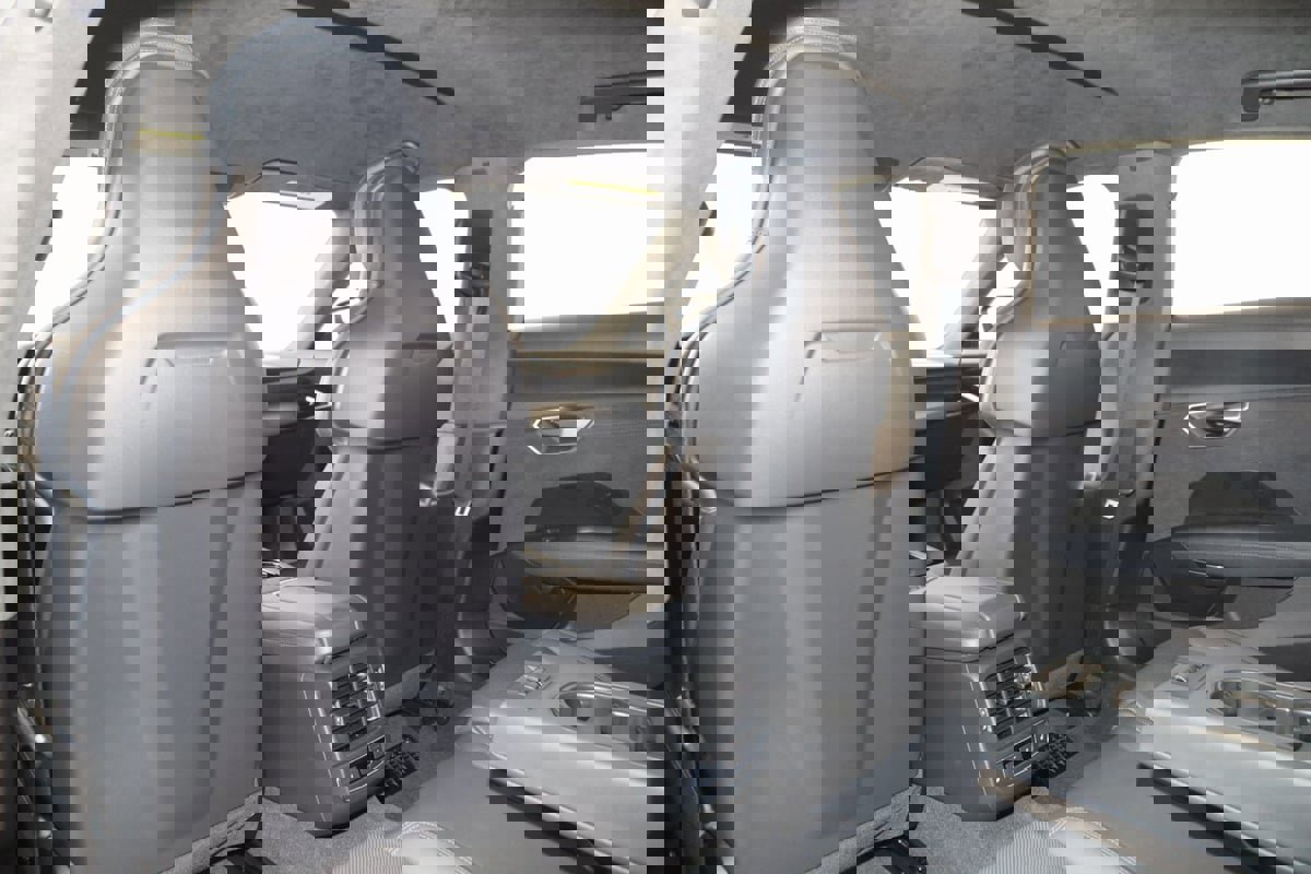 Used 2024 Audi RS e-tron GT w/ Carbon Performance Package image 98