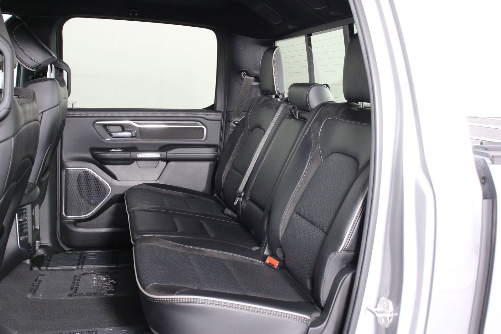 Used 2023 RAM 1500 Laramie image 30