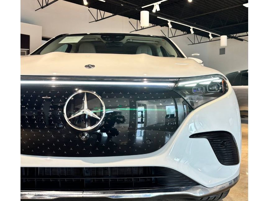Used 2023 Mercedes-Benz EQS 450+ SUV image 5