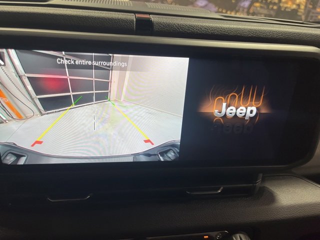 New 2025 Jeep Gladiator Sport image 14