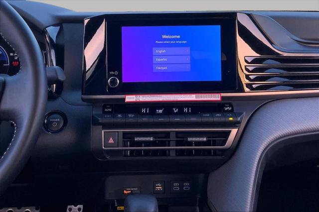 Certified 2026 Toyota Camry SE w/ Convenience Package FWD image 7